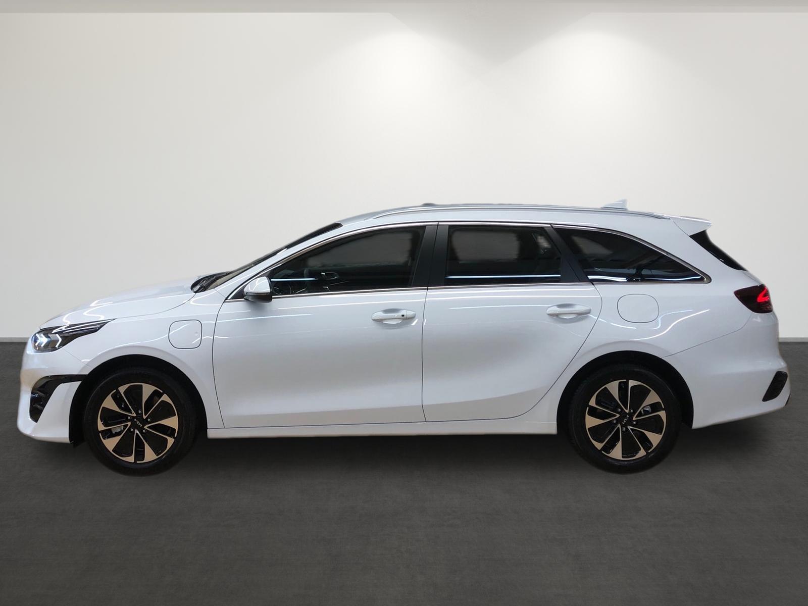 Kia CEED SPORTSWAGON 1.6 Plug-In Hybrid VISION NAVI+