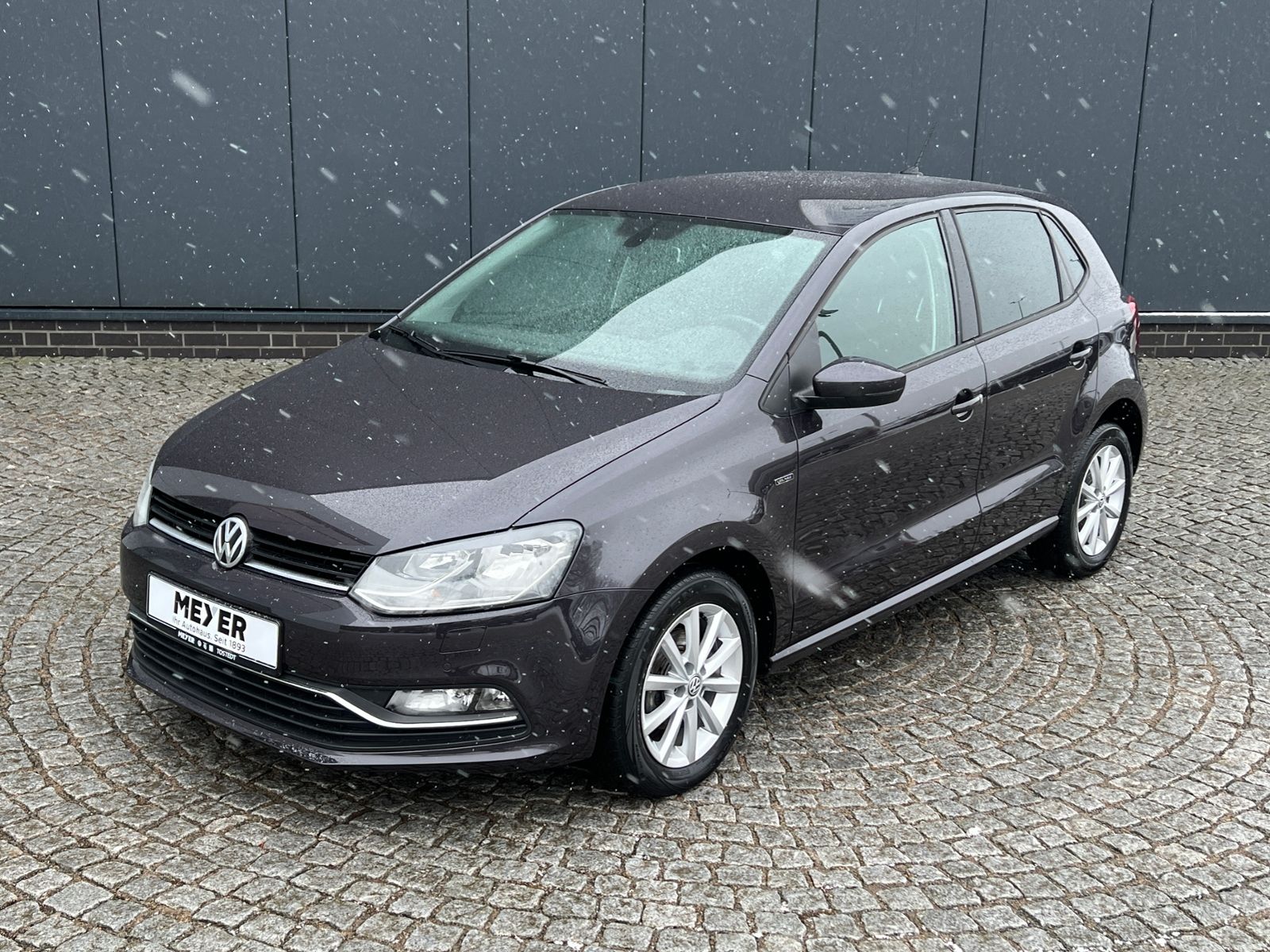 Fahrzeugabbildung Volkswagen Polo Lounge 1.0 *Sitzheizung, Climatronic, Navi*