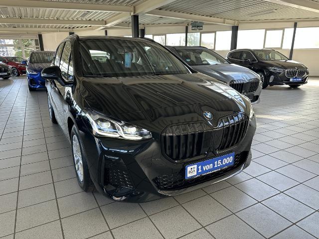 BMW 218 Active Tourer 218i M Sport AHK HUD 360° Kam