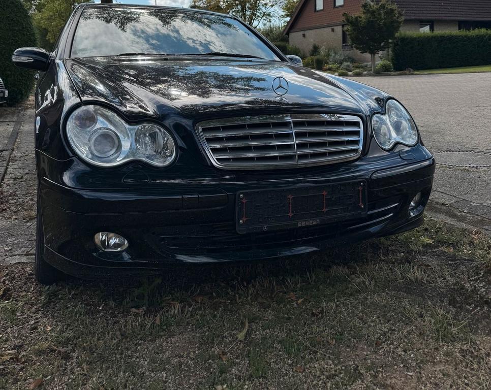 Mercedes-Benz C 180