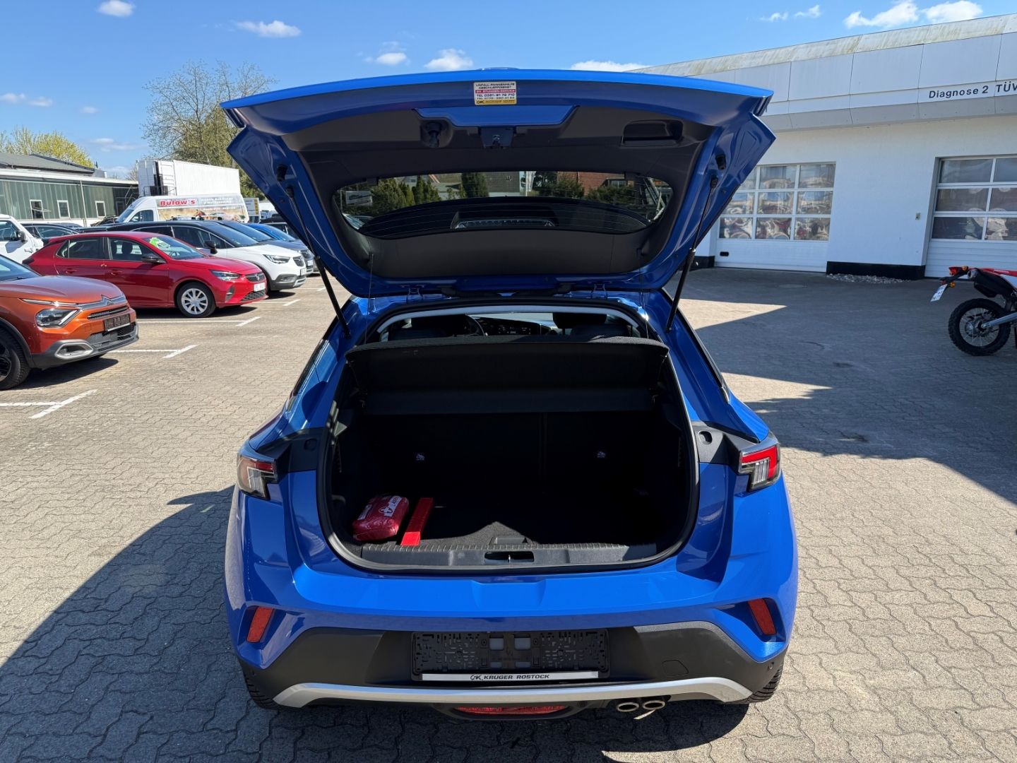 Fahrzeugabbildung Opel Mokka Elegance 1.2 Turbo SHZ+LHZ+Kamera