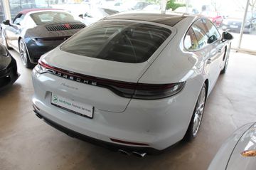 Porsche Panamera - 5