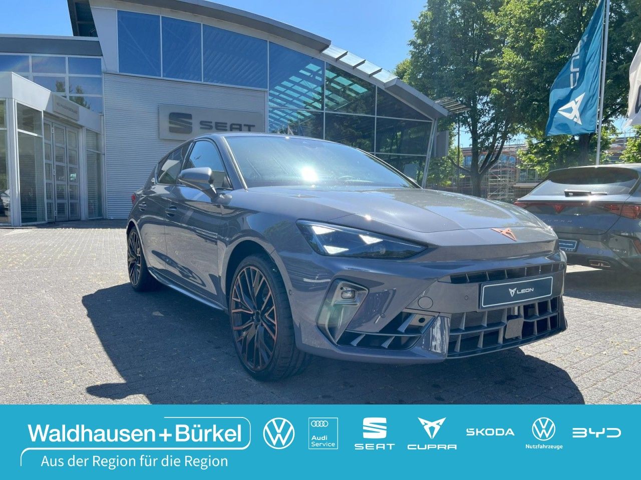 Cupra LEON VZ 2.0 TSI ACC+RFK+NAVI+SENNH.+LED+PDC+SHZ+