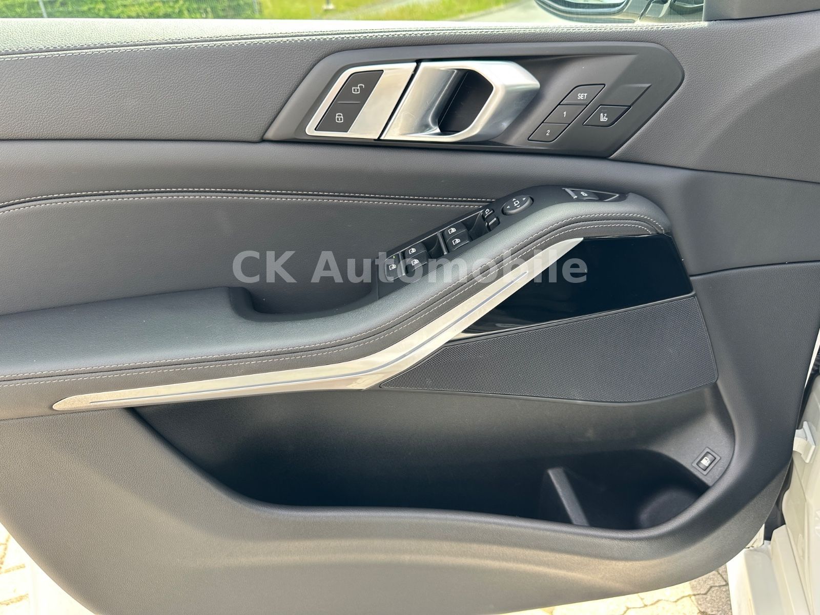 Fahrzeugabbildung BMW X5 xDrive 45 e M Sport/Pano/Laser/Kam360°/AHK