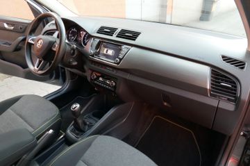 Fahrzeugabbildung SKODA Fabia Soleil, LED, Navi, PDC vo.+hi