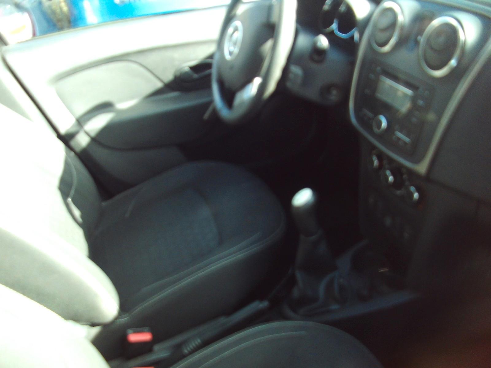 Dacia Logan 2014 — photo 6