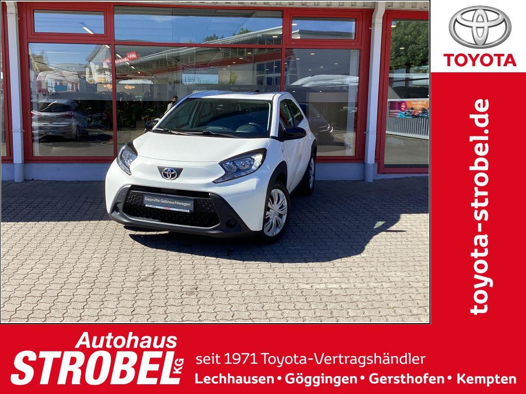 Toyota Aygo x-play 5 - Gang