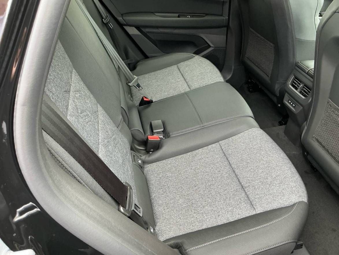 Fahrzeugabbildung Renault Austral Techno Full Hybrid E-Tech 200