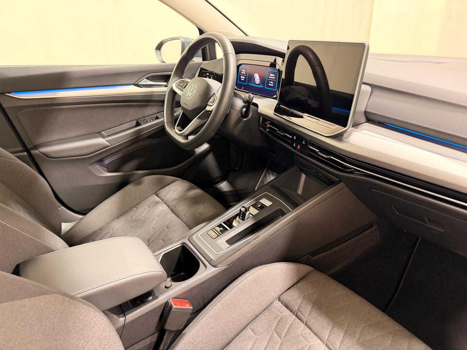 Volkswagen Golf Variant 1.5 TSI DSG Life AHZV Winter LED Na, миниатюра 11
