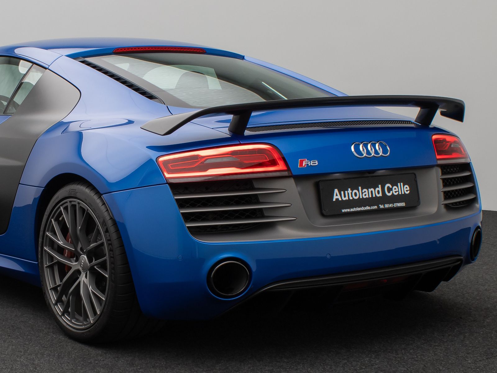 Fahrzeugabbildung Audi R8 Coupe 5.2 FSI LMX Sonderedition 1 OF 99 Laser