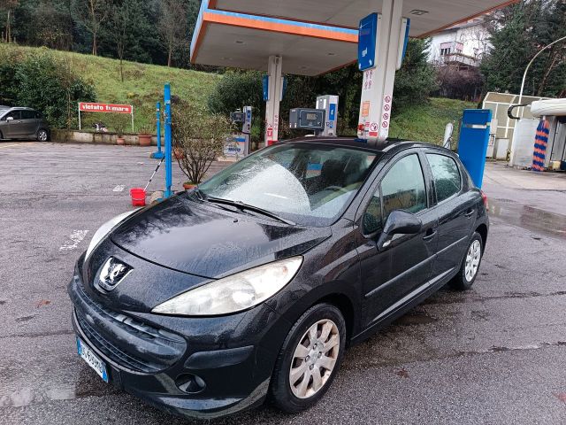 Peugeot 207 1.4 HDi 70CV 5p. 2007 okay neo paten