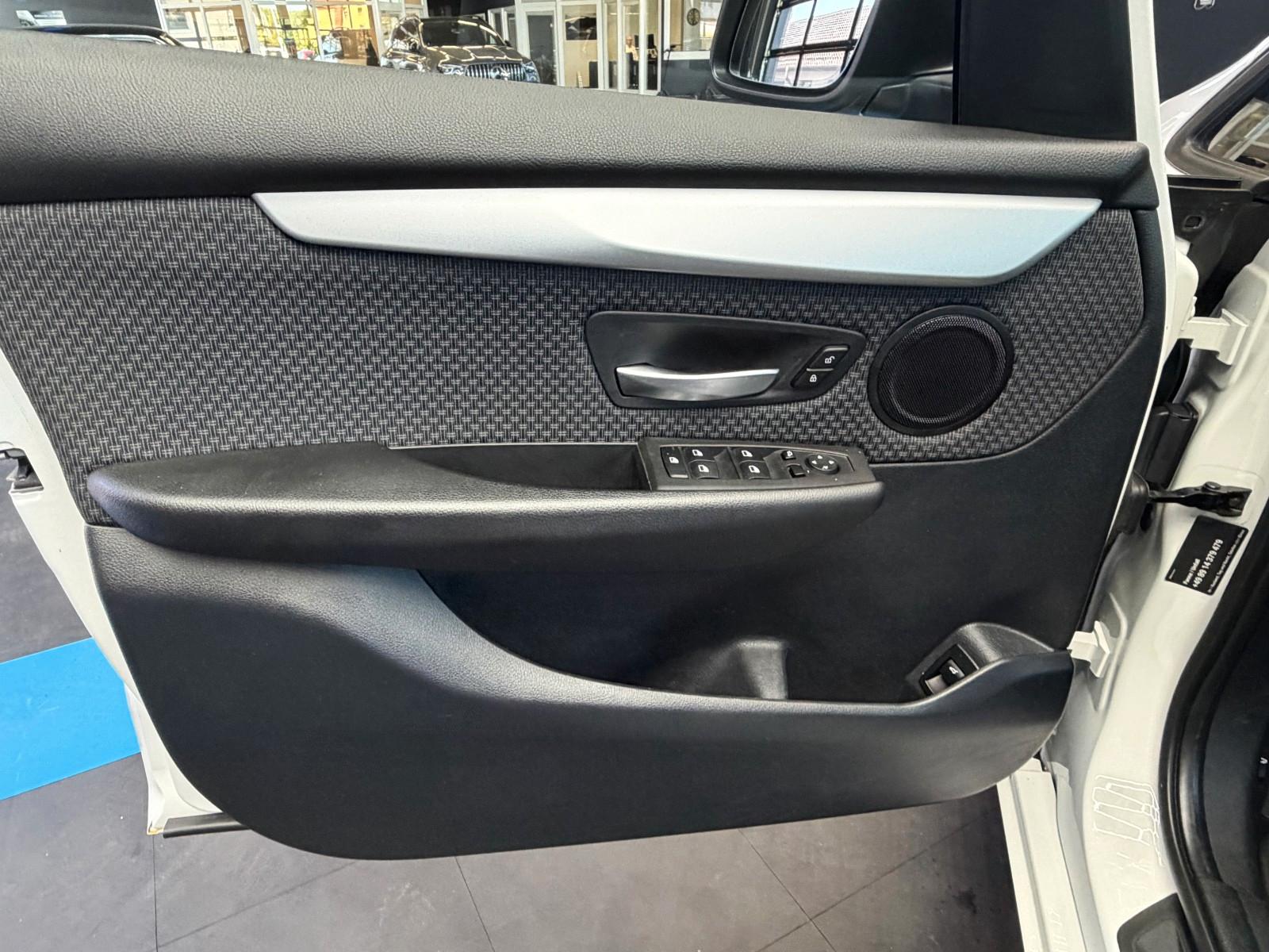 BMW 218 Active Tourer218d Advantage+ Navi+LED+SHZ+PDC, миниатюра 18