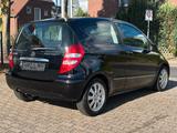 Mercedes-Benz A 170 Elegance Tüv-Insp Neu - Automatik *TOP* - Mercedes-Benz A 170: Elegance