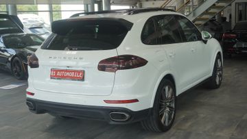 Porsche Cayenne - 5