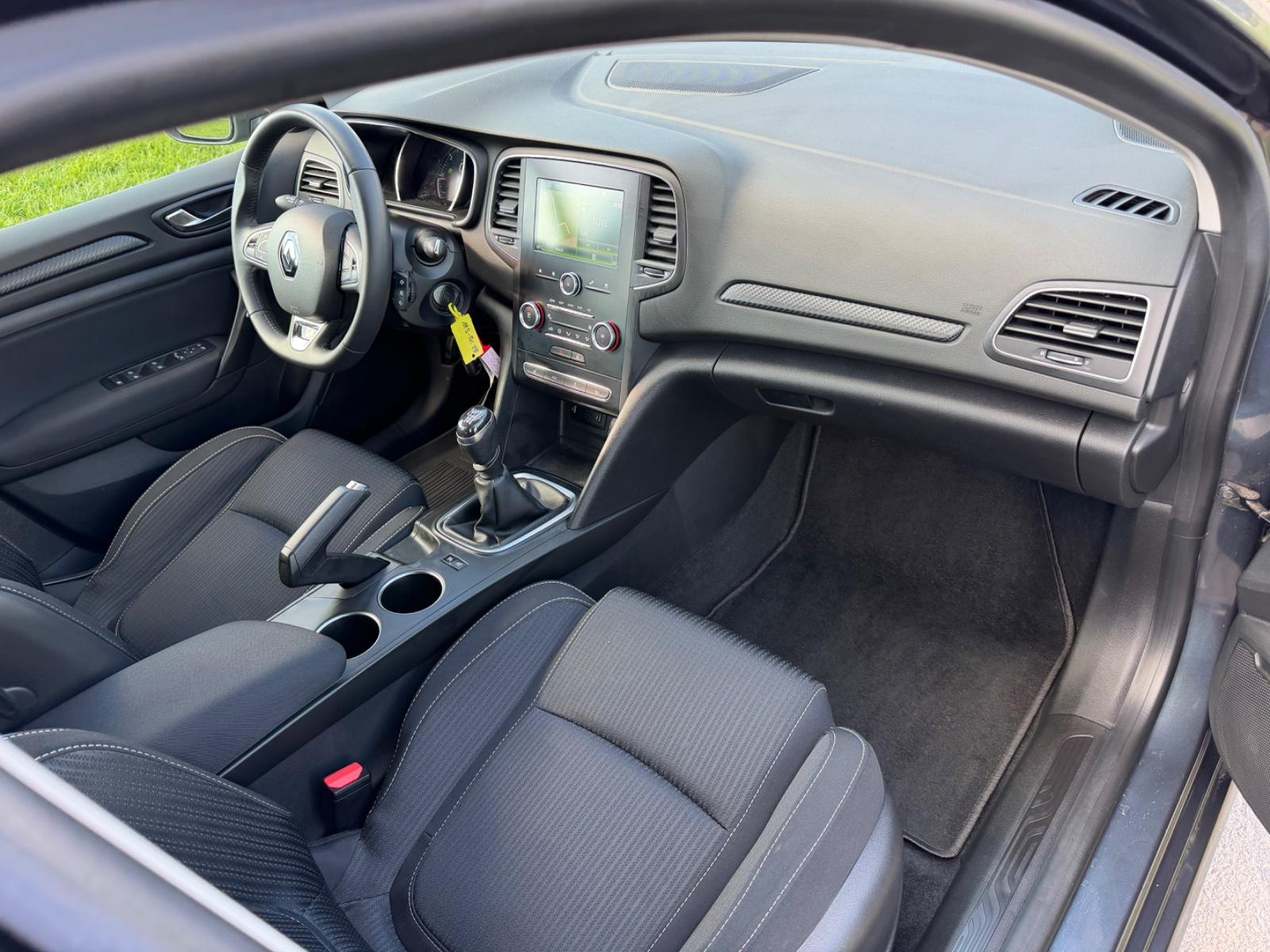 Renault Megane IV Grandtour Business Edition, миниатюра 17