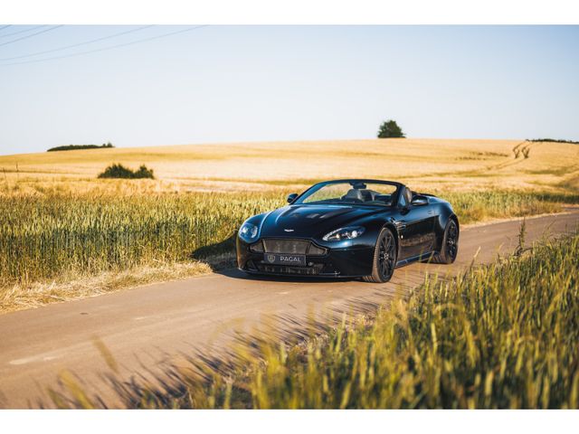 Aston Martin V12 Vantage S ROADSTER | ULTRAMARINE | CAMERA | 