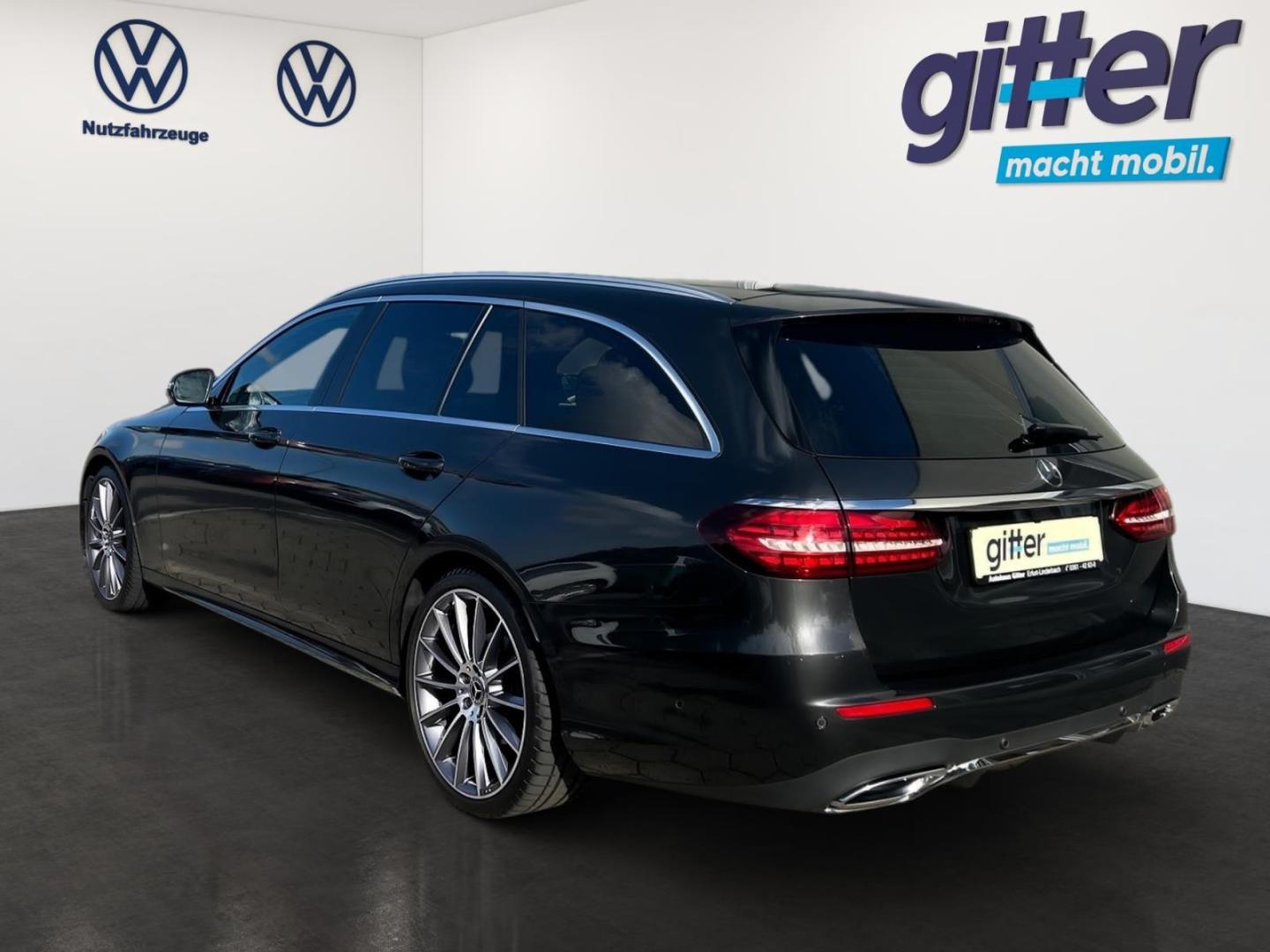 Mercedes-Benz E 220 T AMG LINE AHK PANNO LED BURMESTER BSM NAV