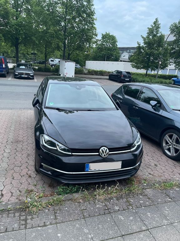 Image of Volkswagen Golf