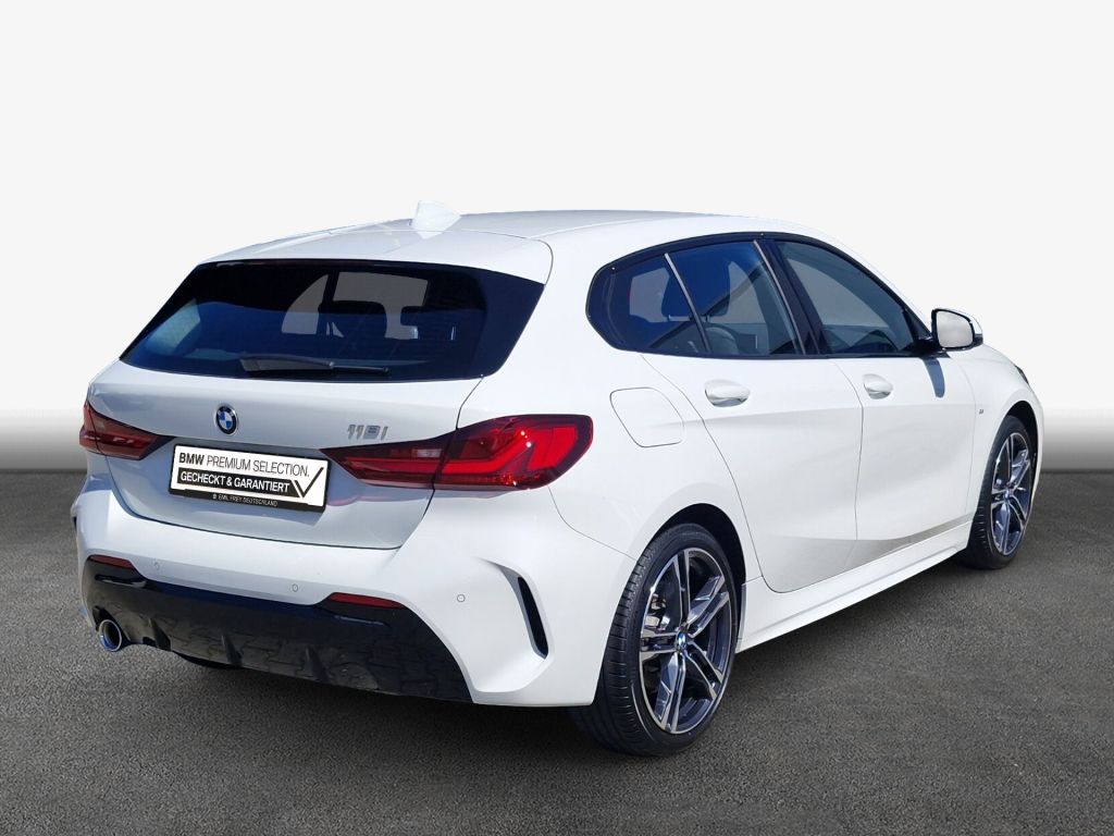 BMW 118i Aut. M-Paket LED Navi PDC Sitzheizung imagem 2