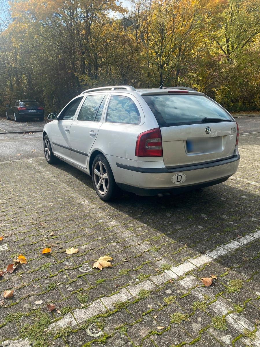 Skoda Octavia 2007 — engine