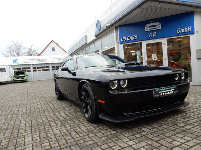 Dodge Challenger 6.4 L V8 R/T* Scat Pack