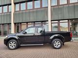 Nissan Navara King Cab SE 4X4 Nur 106 Tkm-AHK-LKW Zulas - Nissan Navara mit Diesel-Antrieb: Allradantrieb