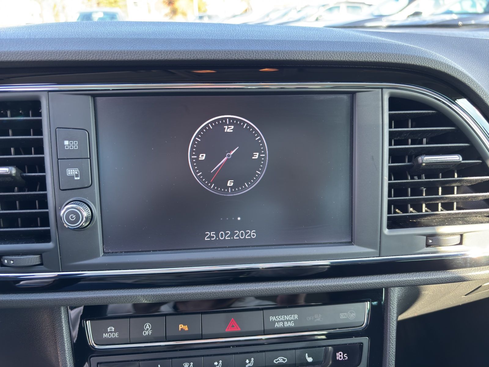 Fahrzeugabbildung SEAT Leon ST FR 1.5 TSI LED RFK Keyless SH