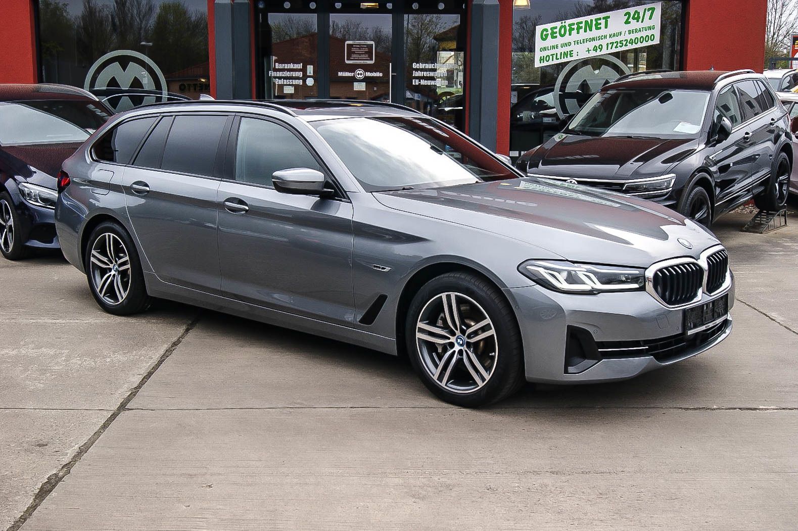 BMW 530 e Touring BANG&OLUFSEN PANORAMA HUD KAMERA foto 4