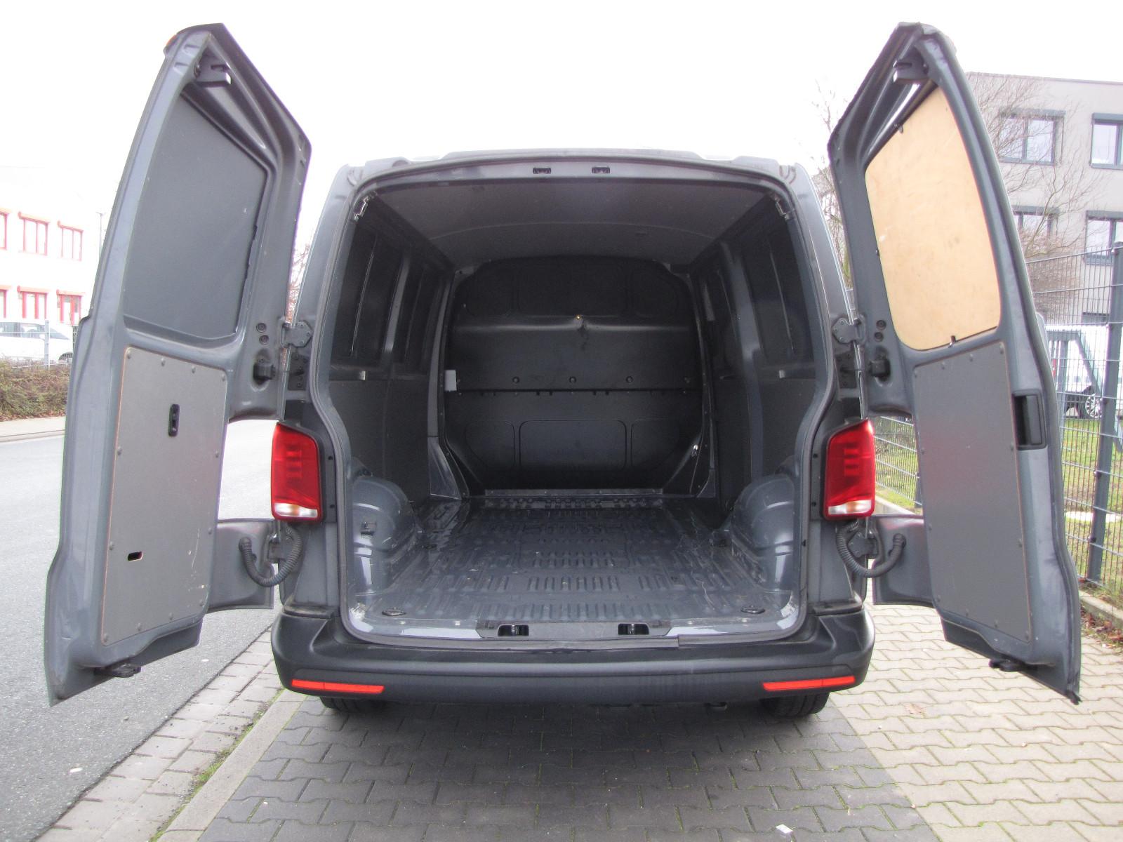 Volkswagen T6.1  L2 lang Flügel 3 Sitze Top Scheckheft VW