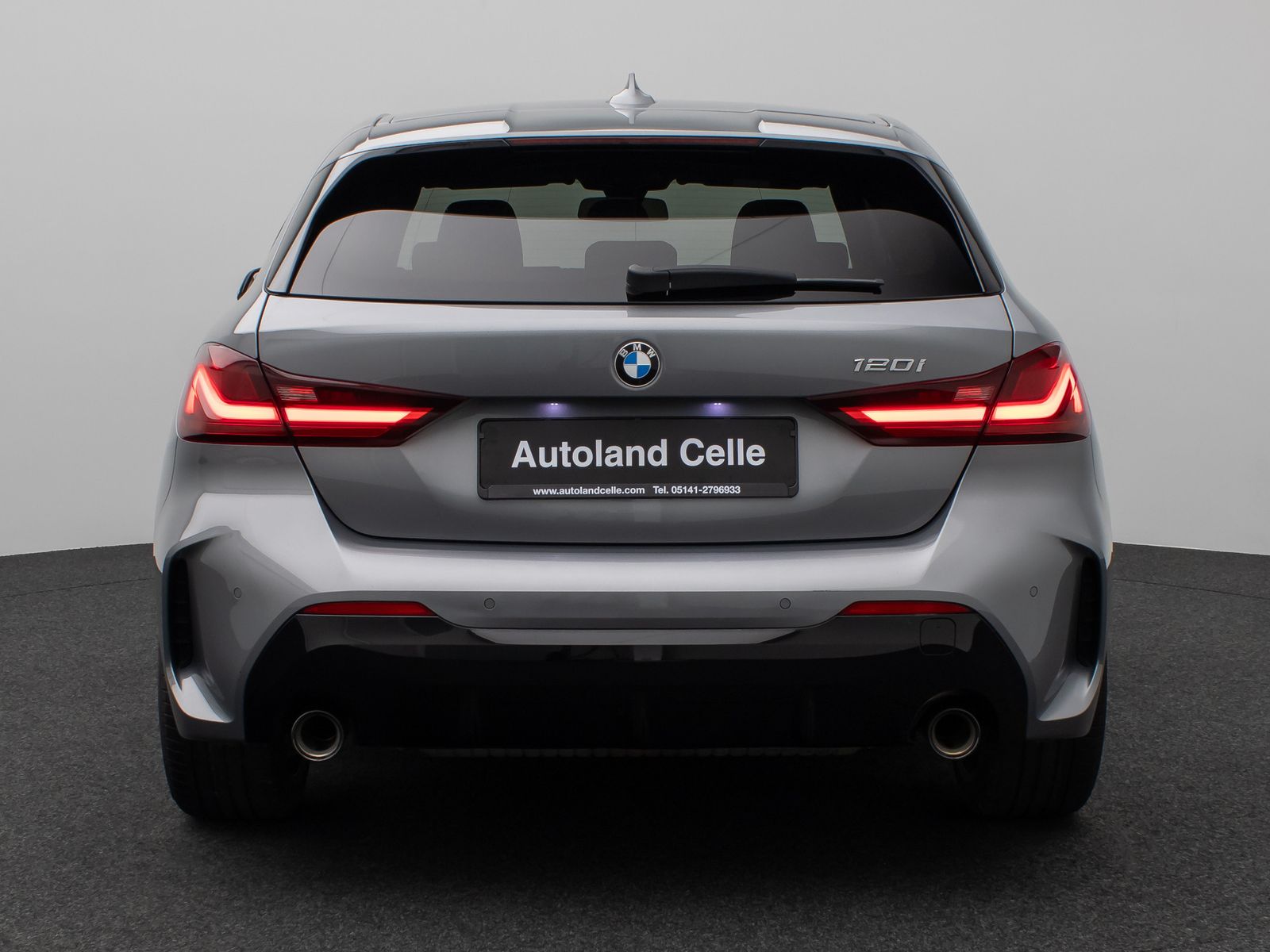 Fahrzeugabbildung BMW 120i M Sport Panorama PDC DAB Lenkrhzg Komfort