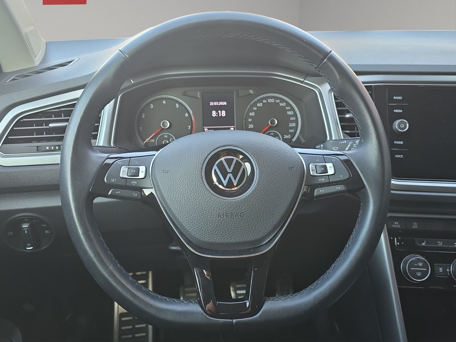 Fahrzeugabbildung Volkswagen T-Roc Active+NAVI+TEMPOMAT+KAMERA+PDC