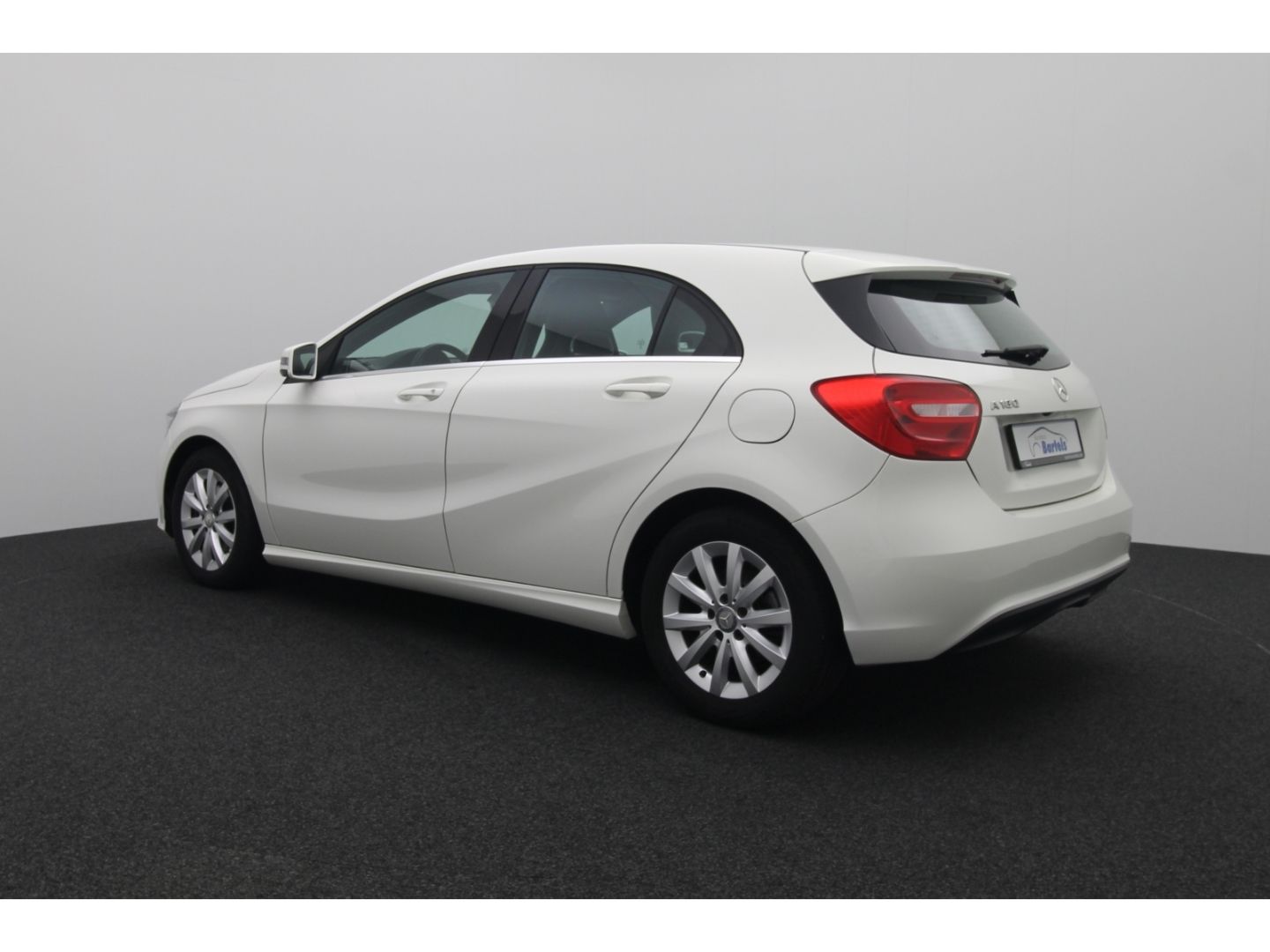 Fahrzeugabbildung Mercedes-Benz A 180 BlueEfficiency Kamera SHZ Teilleder