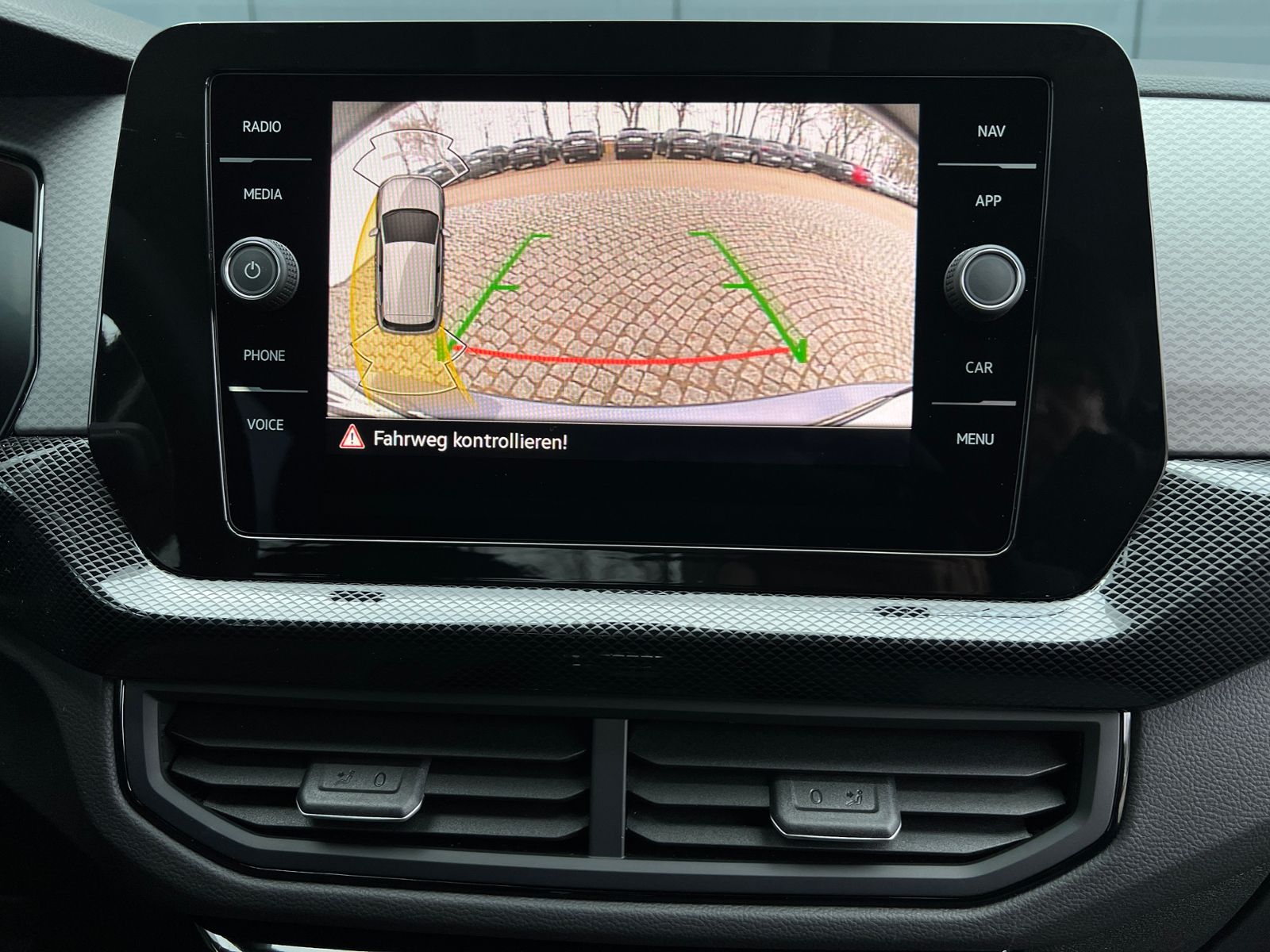 Fahrzeugabbildung Volkswagen T-Cross Life 1.0 TSI DSG *IQ.Light, ACC, App-Con