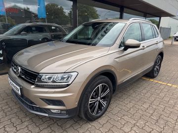 Bild 12 VW Tiguan Highline 2.0 TDI 4M DSG AHK Leder Navi