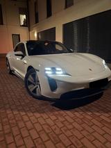 Porsche Taycan  VollA/.Massage - Porsche Taycan Gebrauchtwagen