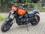 Harley-Davidson Street Rod Scrambler Umbau - HARLEY-DAVIDSON STREET ROD