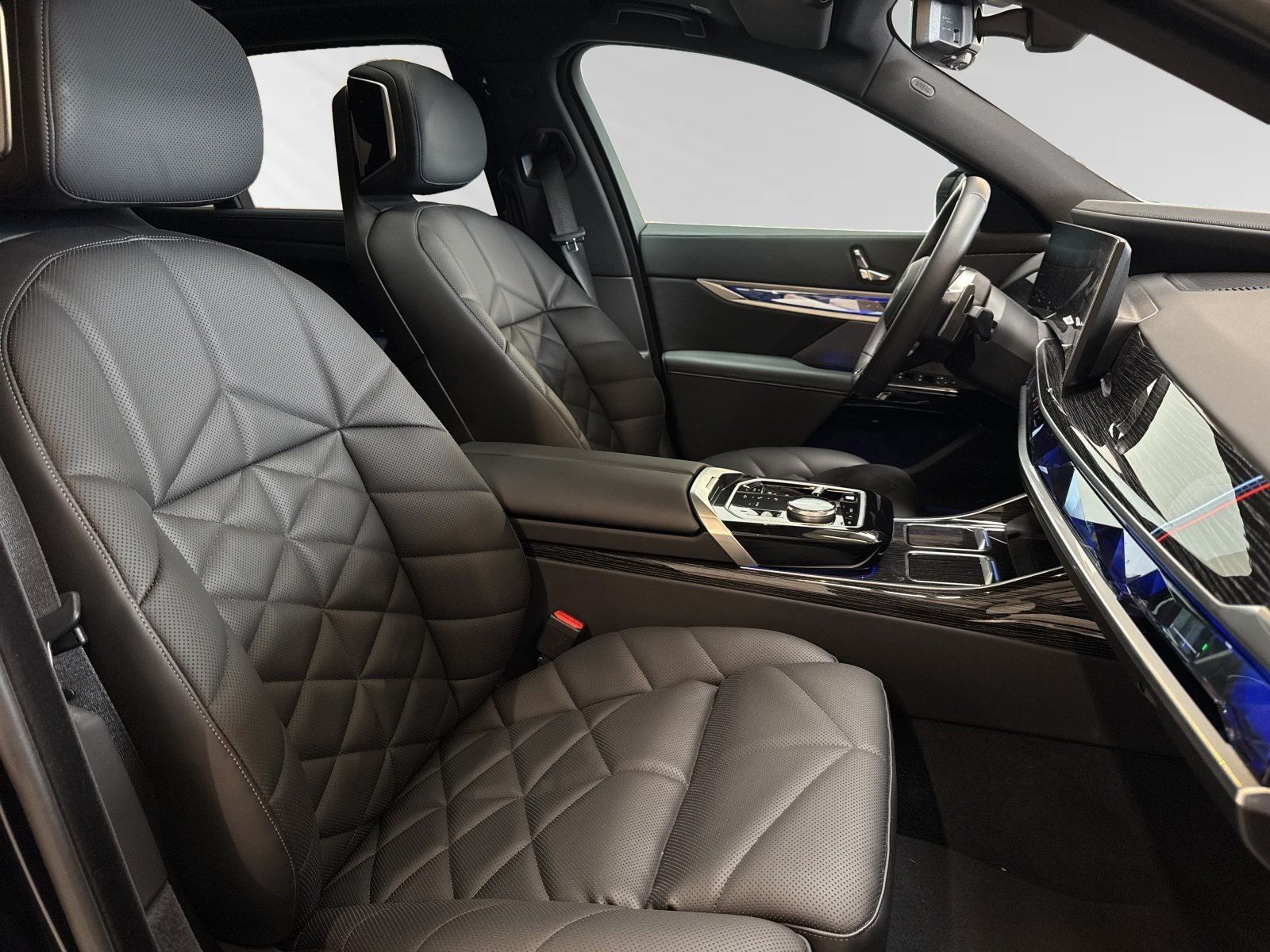 BMW 740 - Bild 8