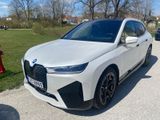 BMW iX xDrive40 | Vollausstattung | Sportpaket - BMW iX von privat