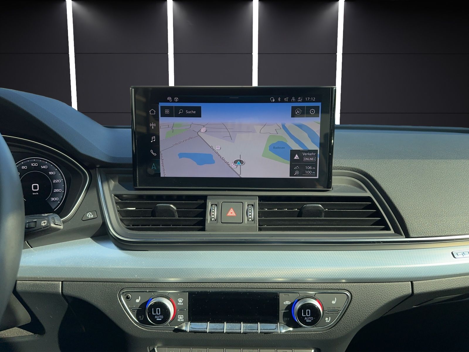 Fahrzeugabbildung Audi Q5 50 TDI quattro S line, MATRIX  LUFT 21" AHK P