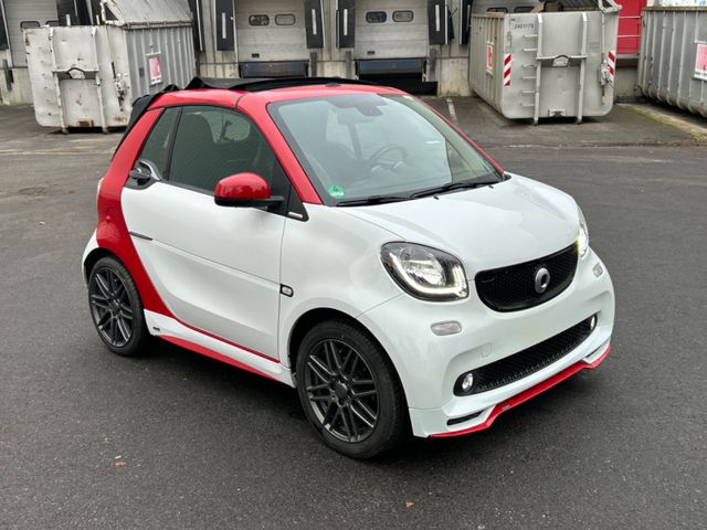 Smart ForTwo Cabrio  86kW BRABUS KAMERA  25.000KM !!!