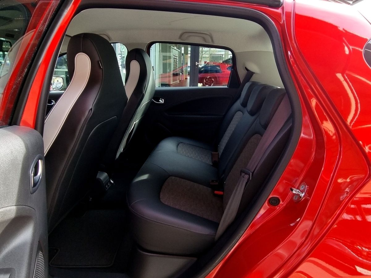 Fahrzeugabbildung Renault ZOE INTENS R135 ZE50 inkl. Batterie