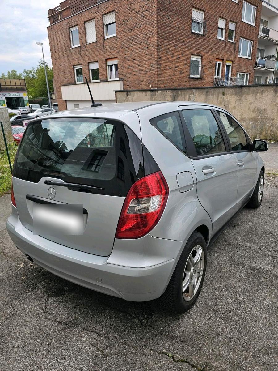 Mercedes-Benz A180 2009 — photo 5