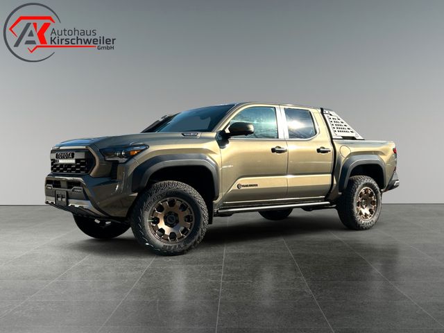 Toyota MY24 Tacoma Trailhunter *On Stock*