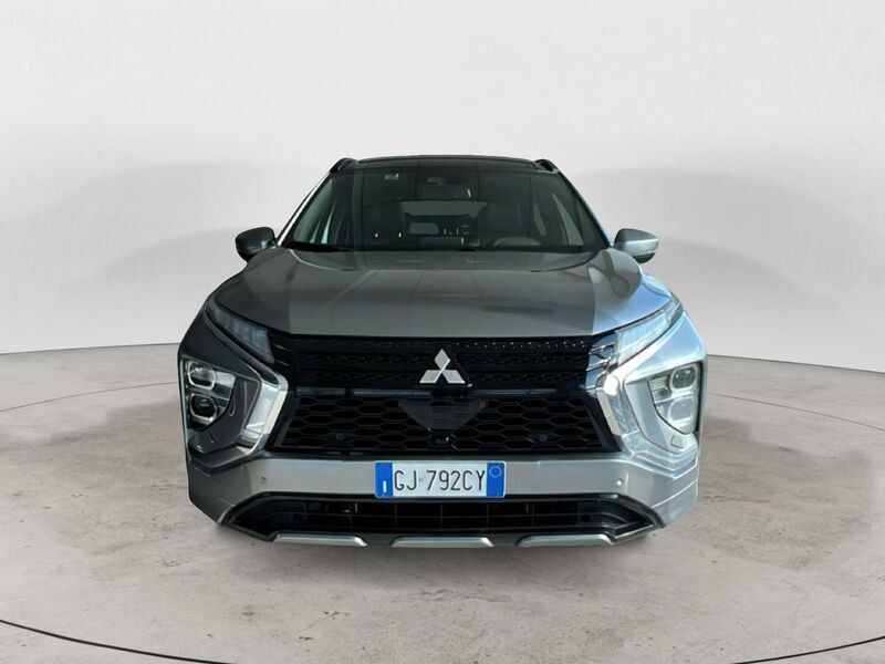 Mitsubishi Eclipse Cross 2.4 MIVEC 4WD PHEV Diam imagem 2