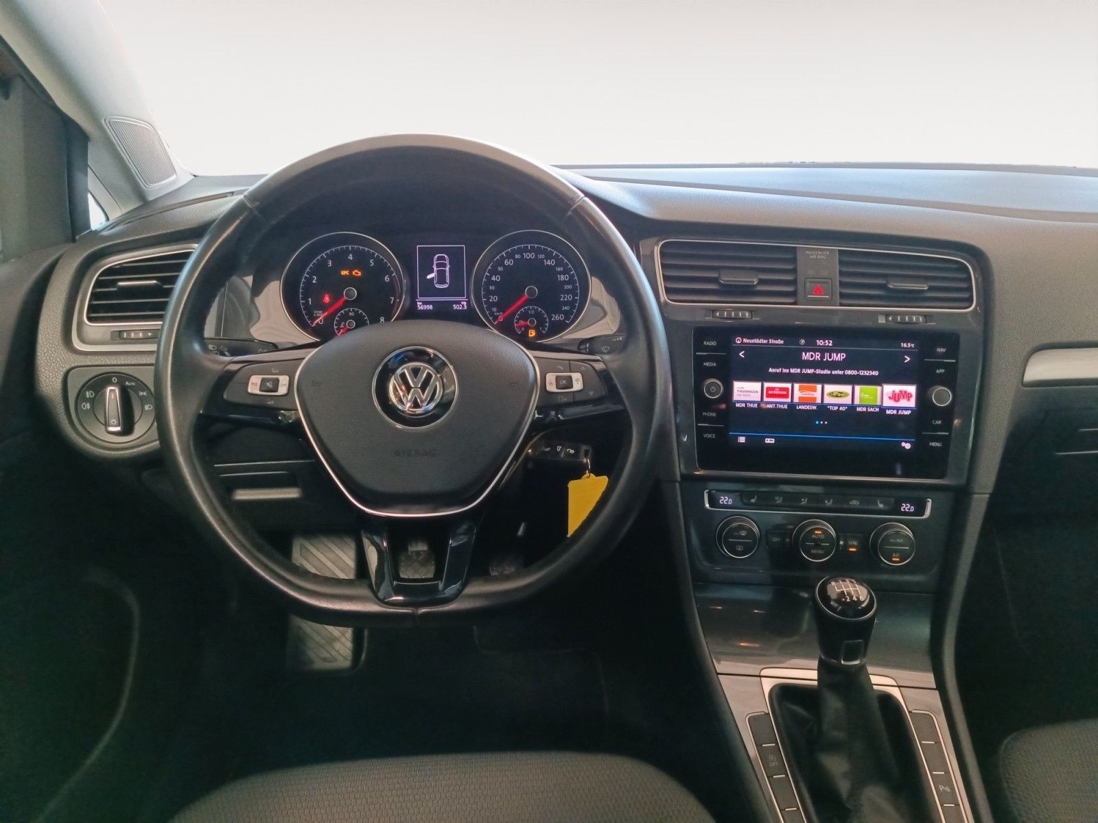 Fahrzeugabbildung Volkswagen Golf 1.0 TSI Comfortline *Navi*Winter*Klimaauto