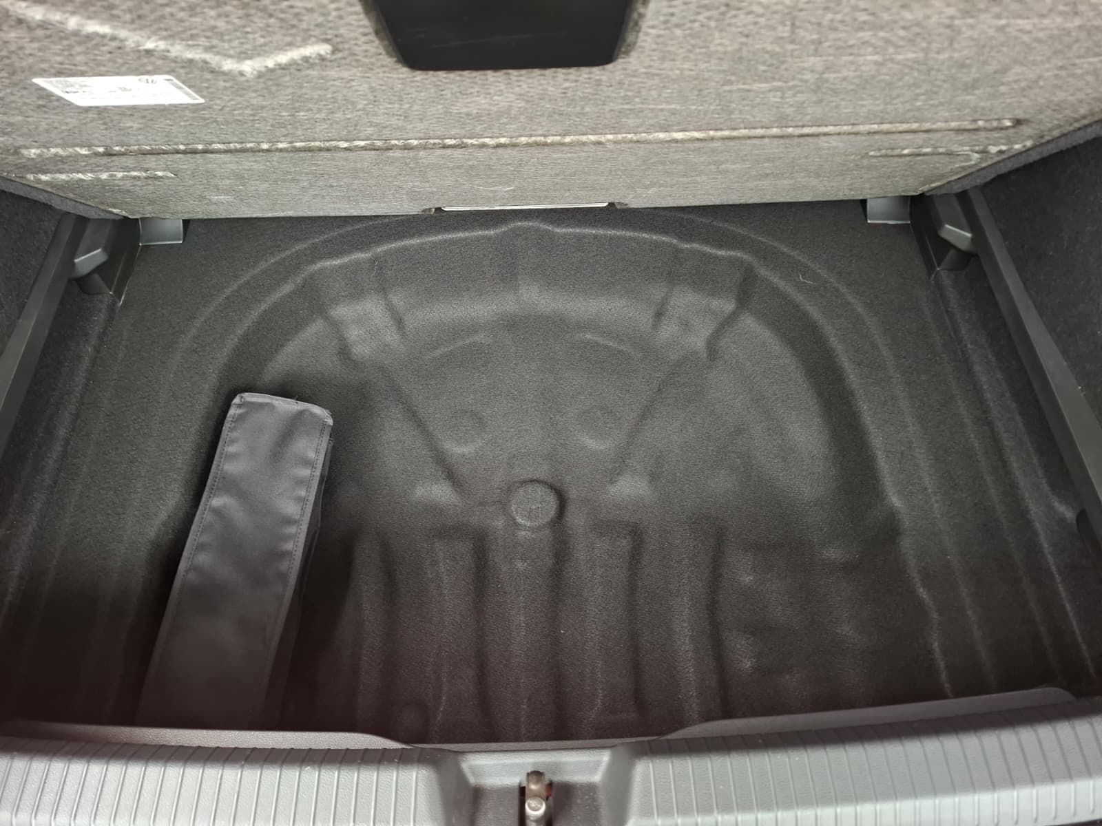 Fahrzeugabbildung Volkswagen Golf VIII Lim. GTI Clubsport 2.0TSI DSG +ACC+LED