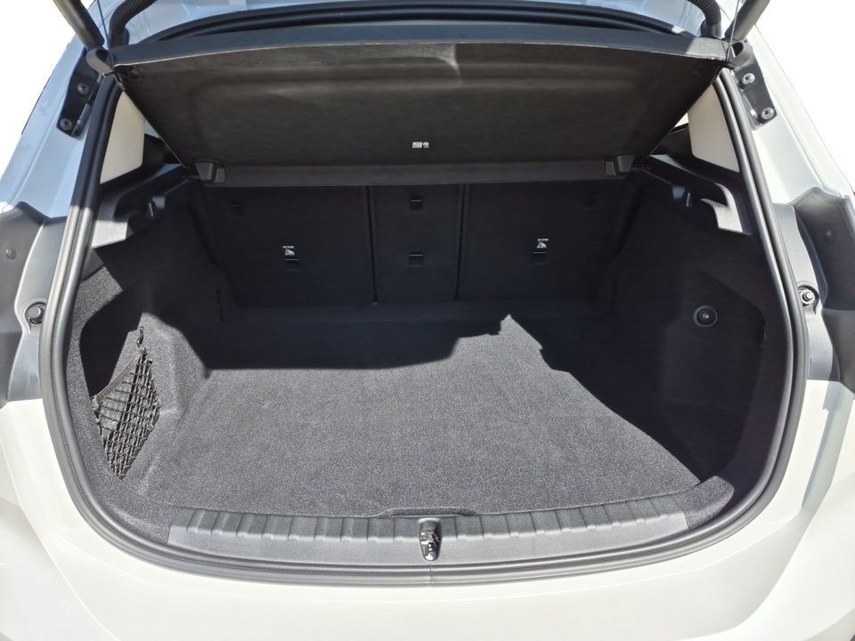 BMW 223 Active Tourer - Bild 16