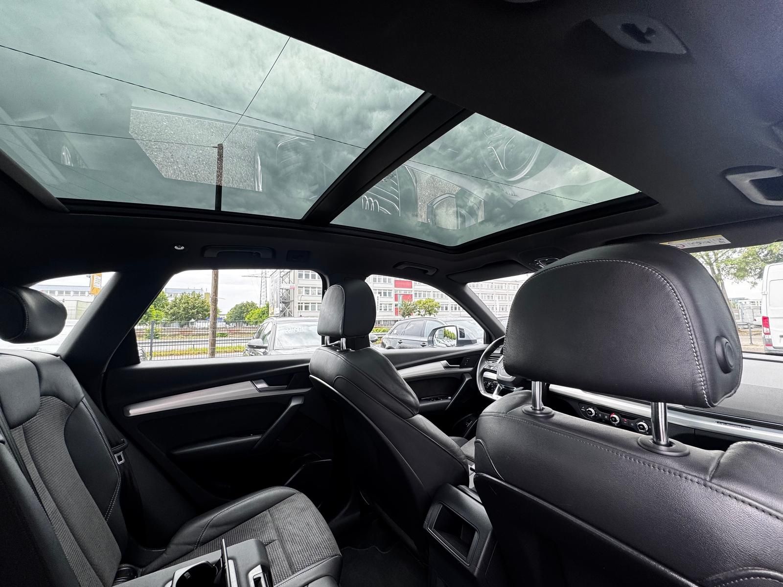 Fahrzeugabbildung Audi Q5 40 TDI quattro sport S line Sport-Paket /Plus