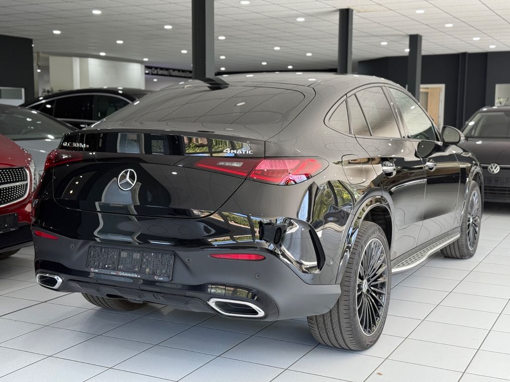 Image of Mercedes-Benz GLC 300