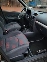 Renault Clio Tech'Run 1.2 16V Tech'Run - Renault Clio Tech-Run